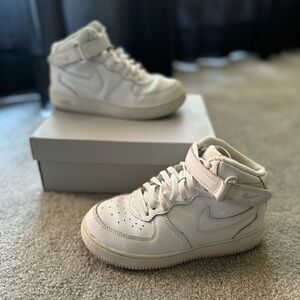 Nike Air Force 1 Mid boys 1y